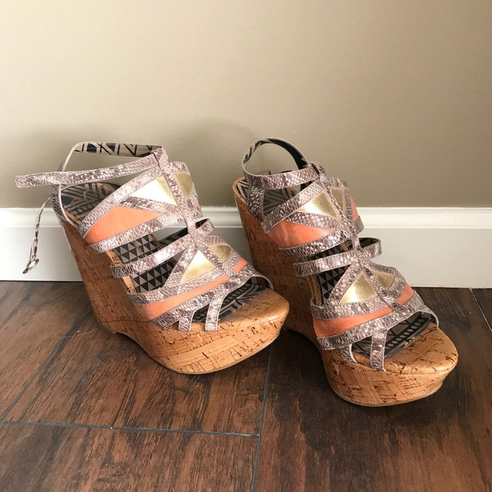 Jessica Simpson wedges